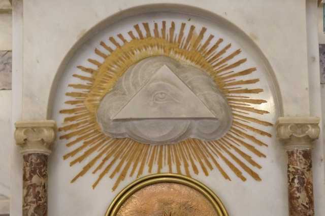 Simboli esoterici nelle chiese cattoliche: �Tra i prelati si nascondono diversi massoni�